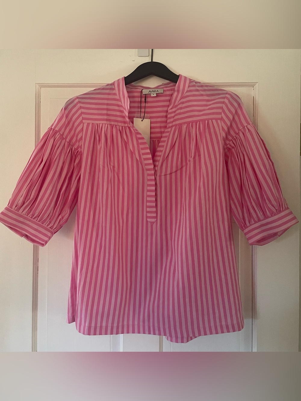 AVARA Melody Pink Striped Short Sleeve Top Small NEW w. tags - Picture 3 of 7